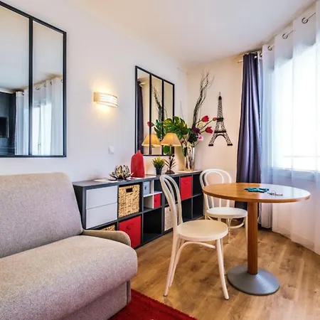 Апартаменты Bright New Studio With Balcony And Parking *